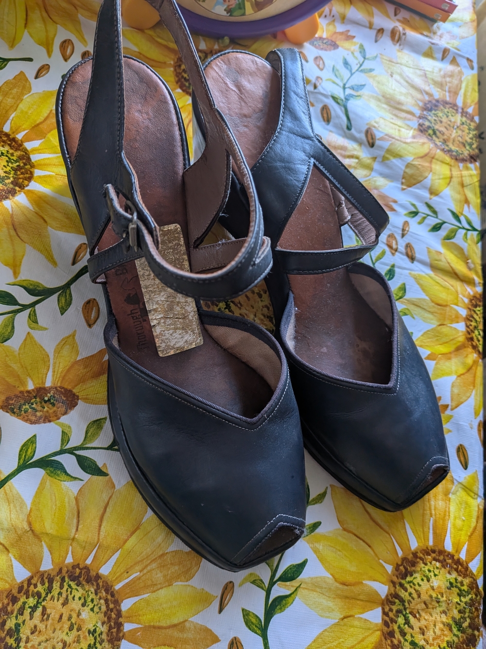 1940s Navy Women’s Black Leather Slingback Peep-Toe Heels